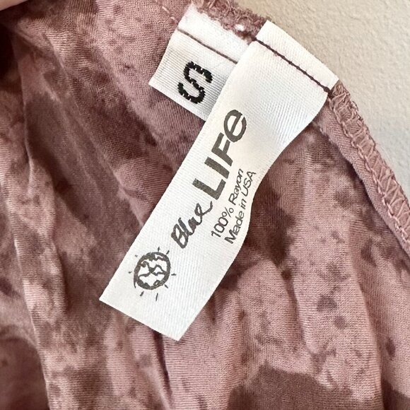 Blue Life Beachy Vacation Snakeskin Romper - Size: Small - Picture 4 of 8